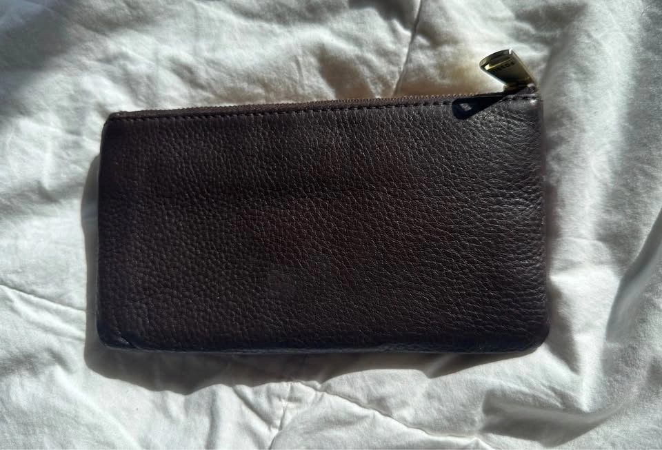 Fossil Genuine Leather Wallet Card Holder - must go today closet - photo 4