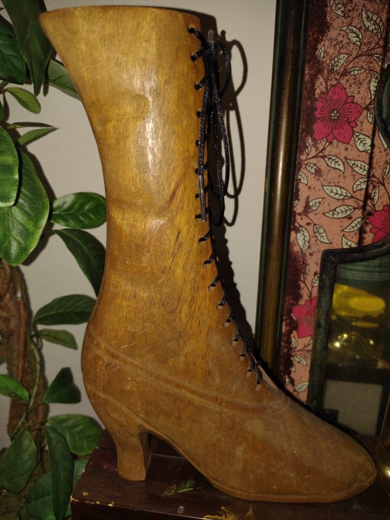 Hand Carved Wooden Sculpture by Robert Sandy (2014)