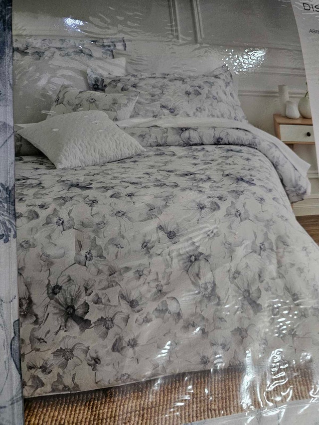 5 Piece Comforter Set 100% Cotton Queen NEW - photo 3