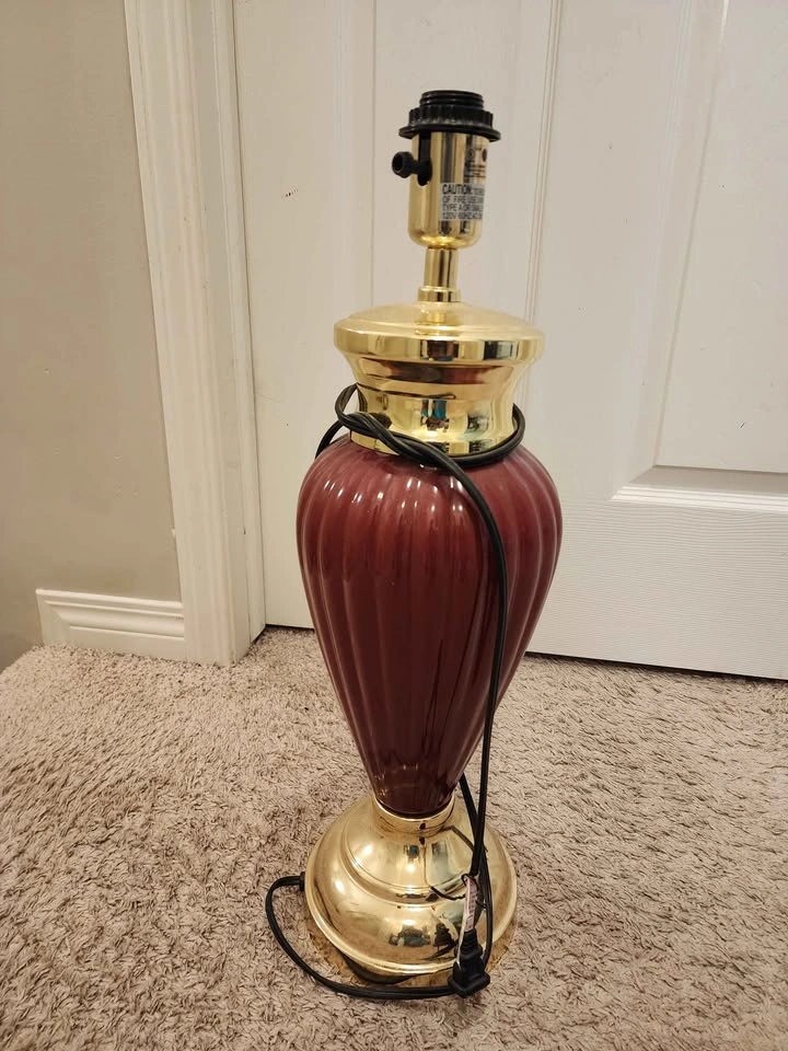 Classic Red Fluted Bedside Table Lamp with Gold Accents - photo 2