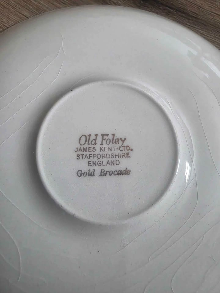 Old Foley James Kent Gold Brocade Tea Cup and Saucer - photo 3