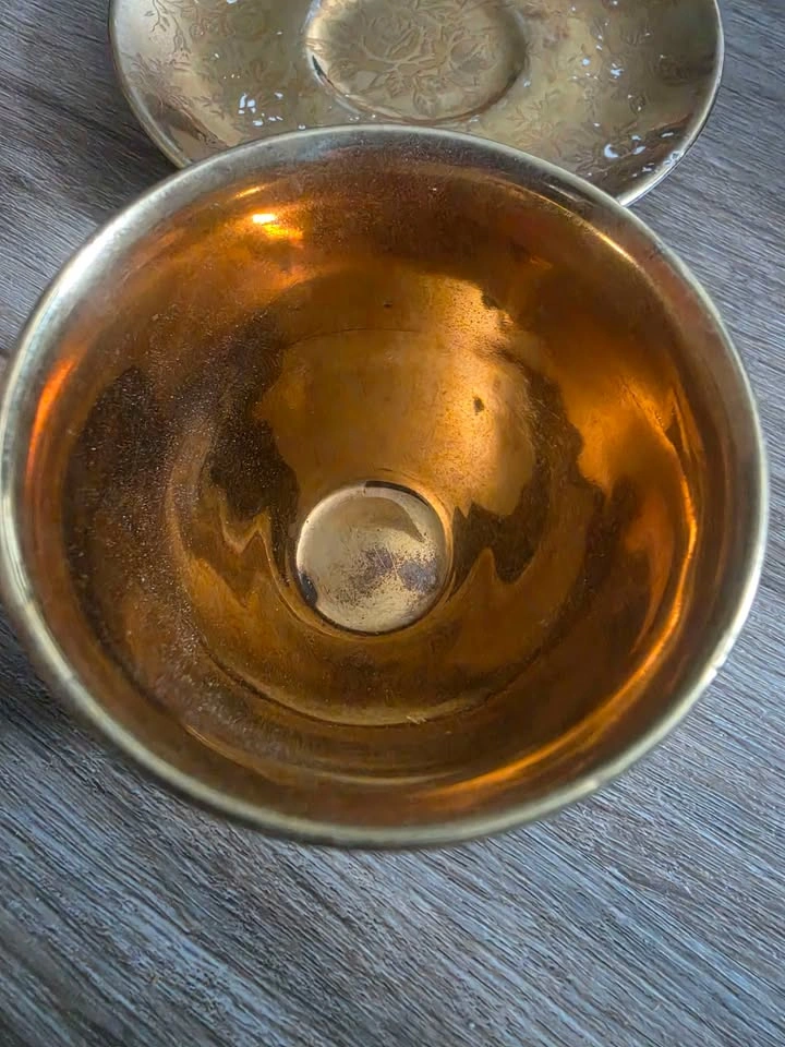Old Foley James Kent Gold Brocade Tea Cup and Saucer - photo 5