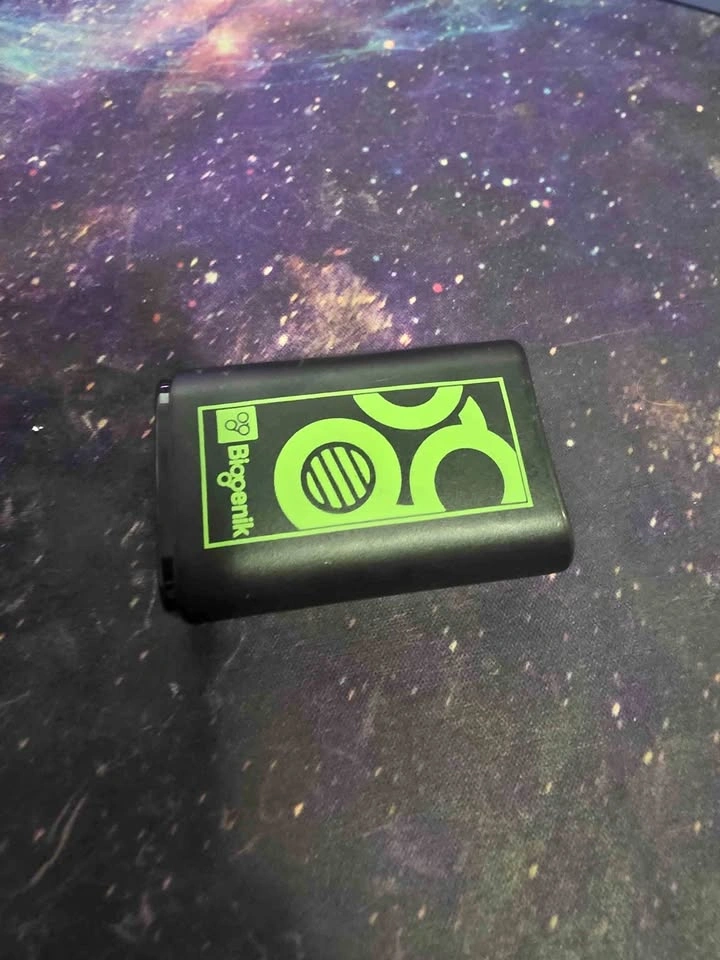 Biogenik Elite Dual Play N' Charge Xbox 360 Battery Pack