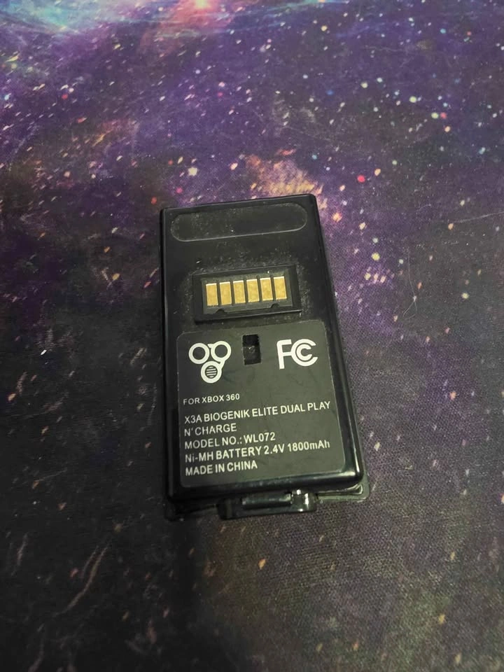 Biogenik Elite Dual Play N' Charge Xbox 360 Battery Pack - photo 2