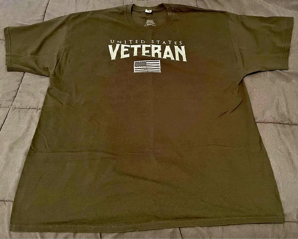 US Veteran T-Shirt - Hanes Size 2XL
