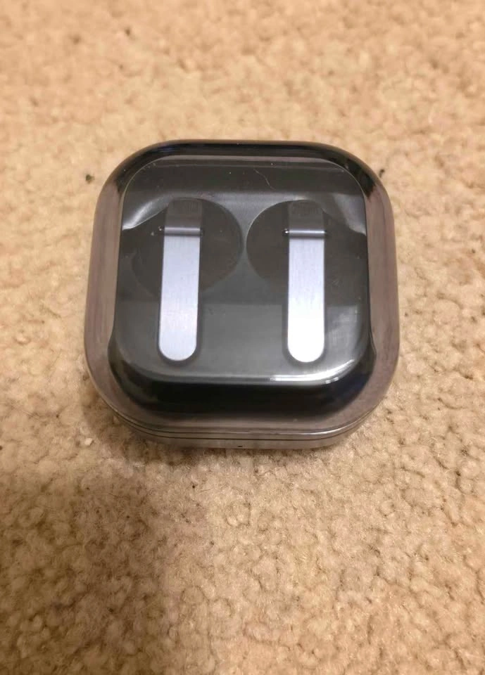 Galaxy Buds 4 Pro - photo 2
