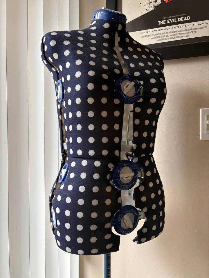 Adjustable Polka Dot Dress Form Mannequin - photo 2