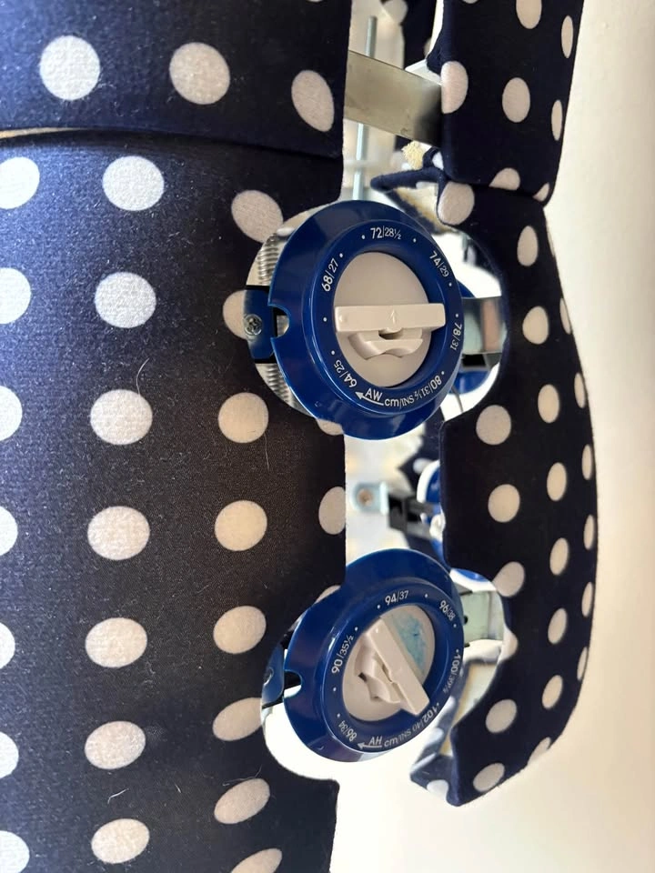 Adjustable Polka Dot Dress Form Mannequin - photo 4
