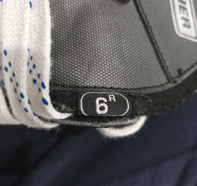 Bauer Youth Skates Size 6 - photo 4