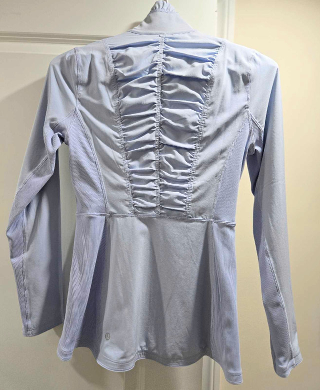 Lululemon zip up Jacket Size 6 - photo 2