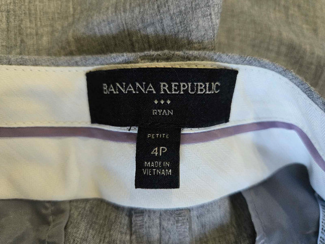 Banana Republic Ryan dress pants Size 4 Petite - photo 4
