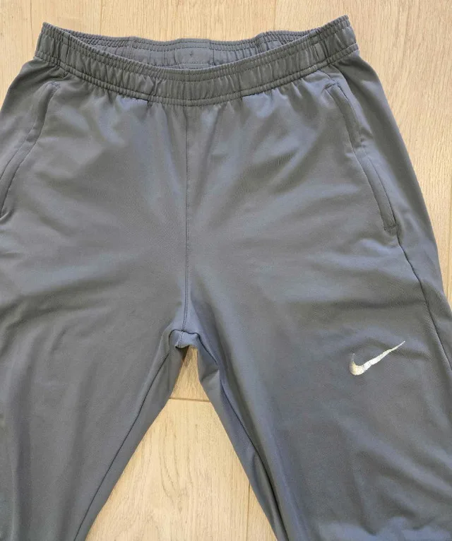 Nike pants, Youth size S. Grey thumbnail