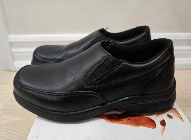 Dress shoes - Hush Puppies, Size 11.5 (29 EUR)
