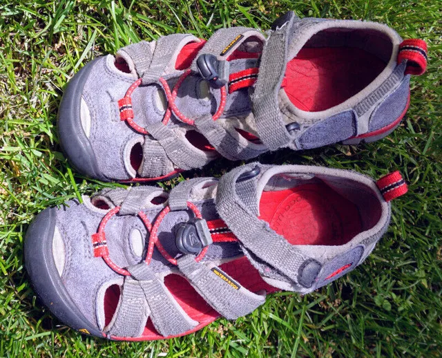 Keen sandals, 7/8 years children's, grey thumbnail