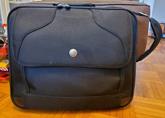 Good as NEW DELL Laptop computer bag