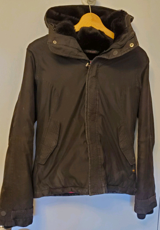 TNA Summit Short Parka, Medium