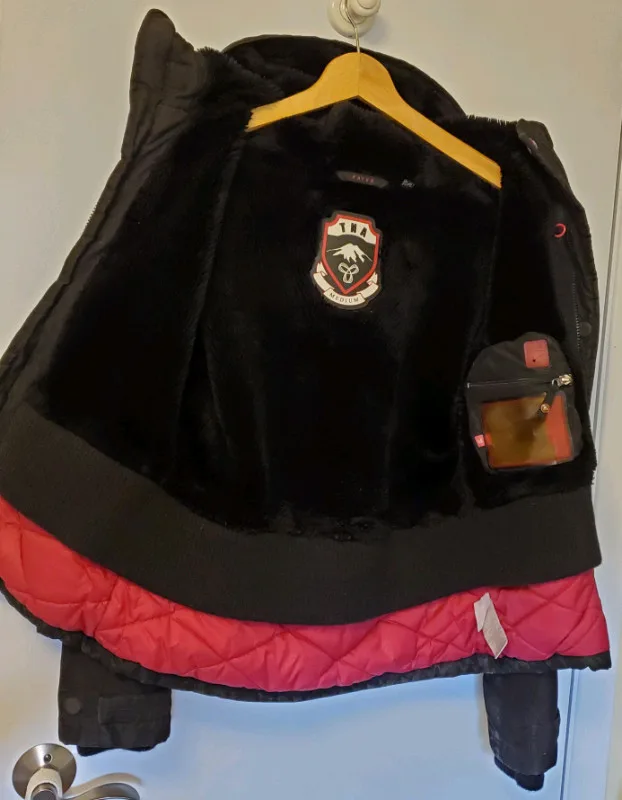 TNA Summit Short Parka, Medium image indicator(3)