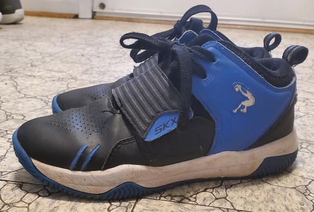 SHAQ sneakers, size 3Y, Skechers