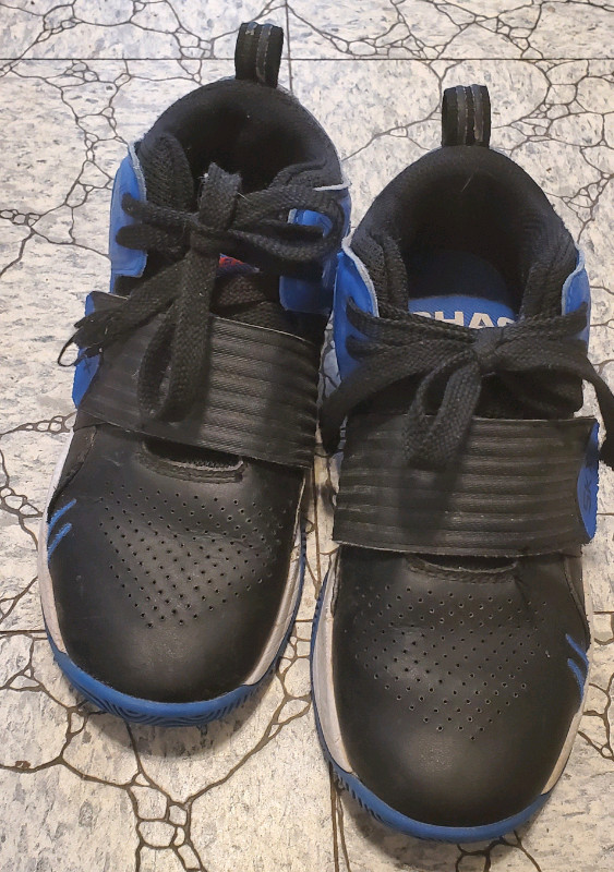 SHAQ sneakers, size 3Y, Skechers - photo 2