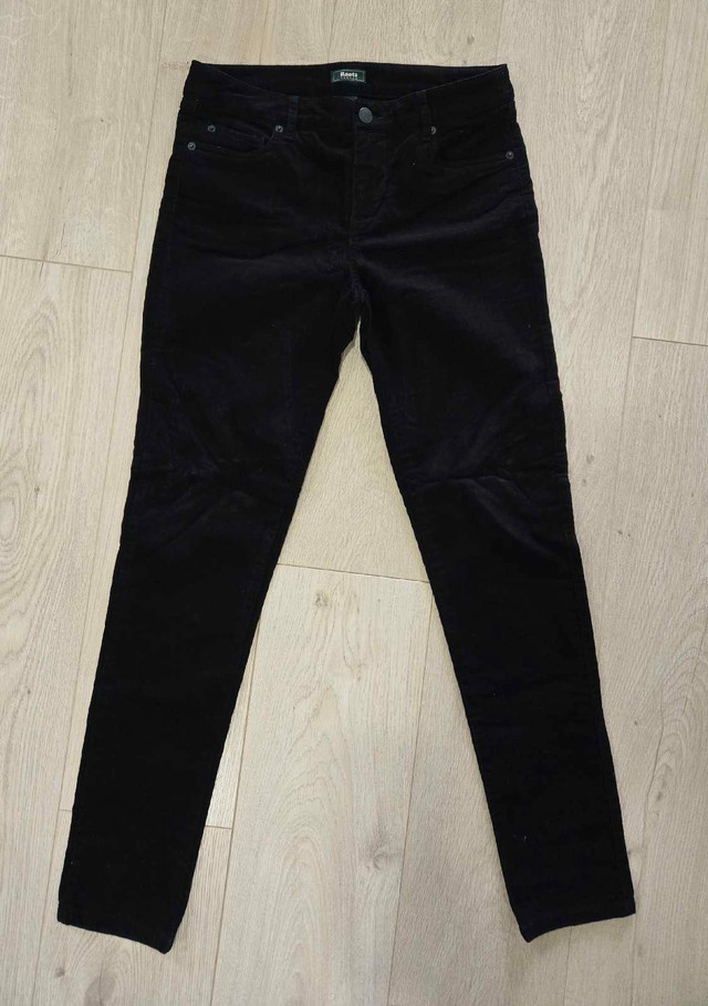 ROOTS Corduroy pants. Size 28