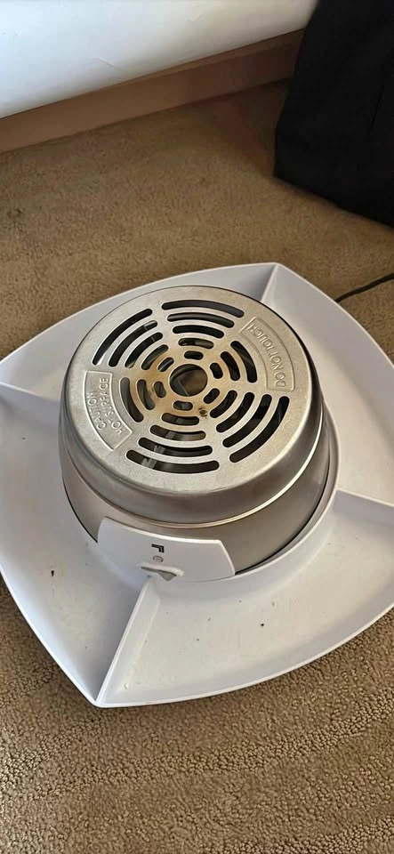 Table top smore maker
