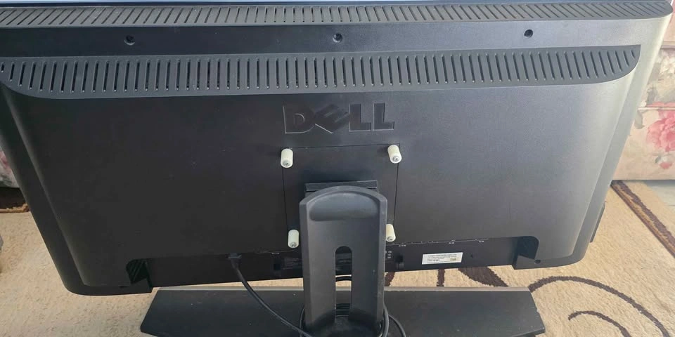 26" Dell LCD TV & Monitor - Excellent Condition! - photo 2