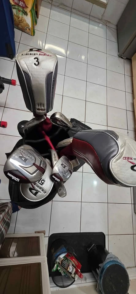 Full Set Wilson Deep Red Golf Clubs Right Hand EUC - photo 3