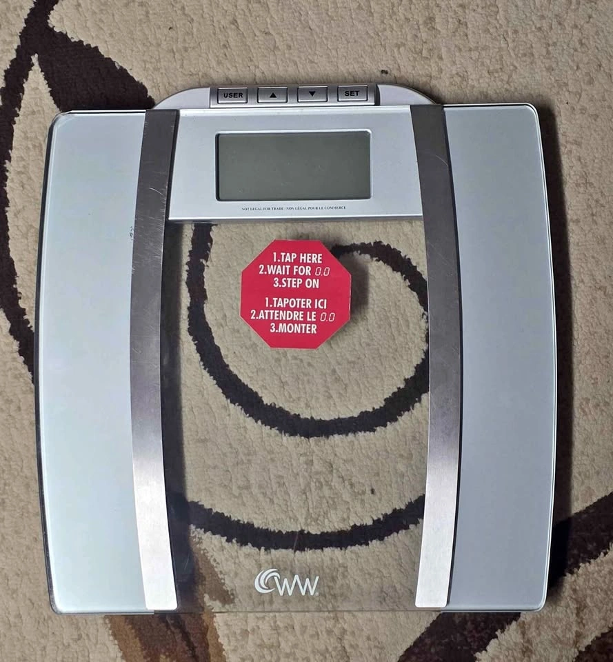 WW Weight Watchers Digital Bathroom Scale WW78WC