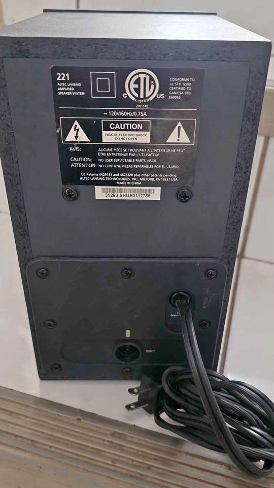 Altec Lansing 221 Amplified Speaker System
