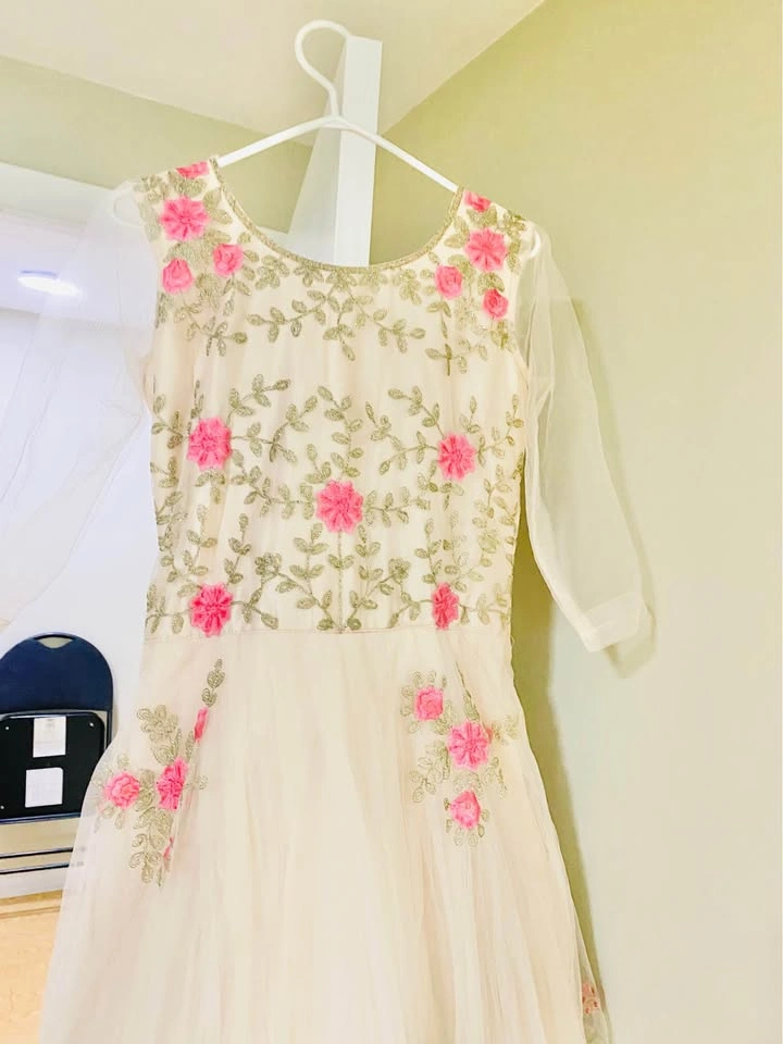 Beautiful 😍 elegant gown dress with heavy cancan to make u look - photo 3