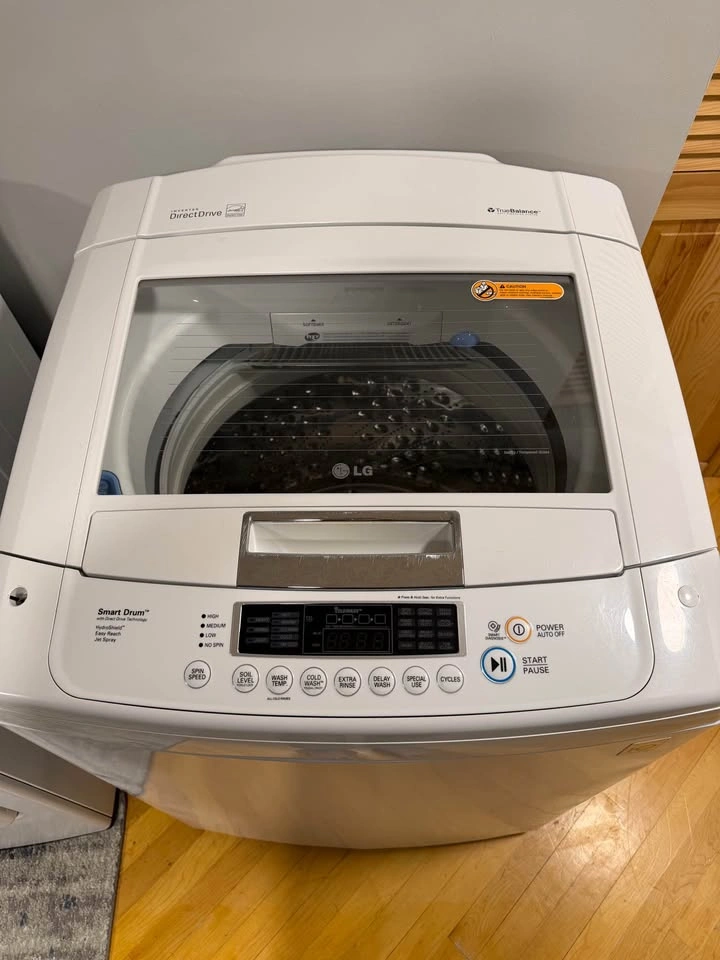 LG Washer & Dryer - photo 2