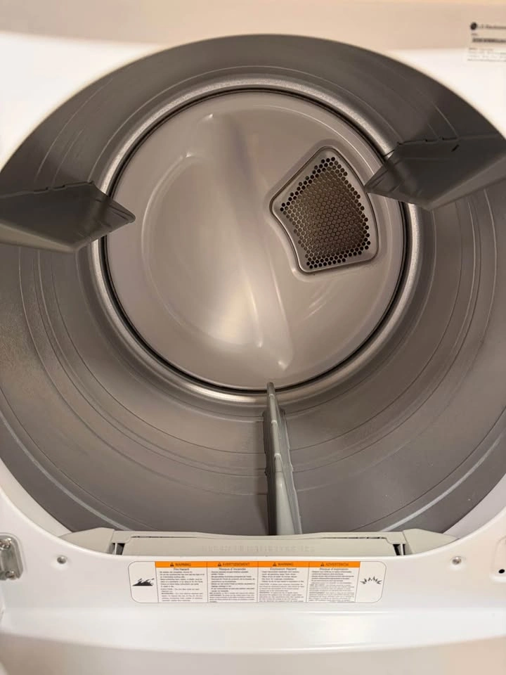 LG Washer & Dryer - photo 5