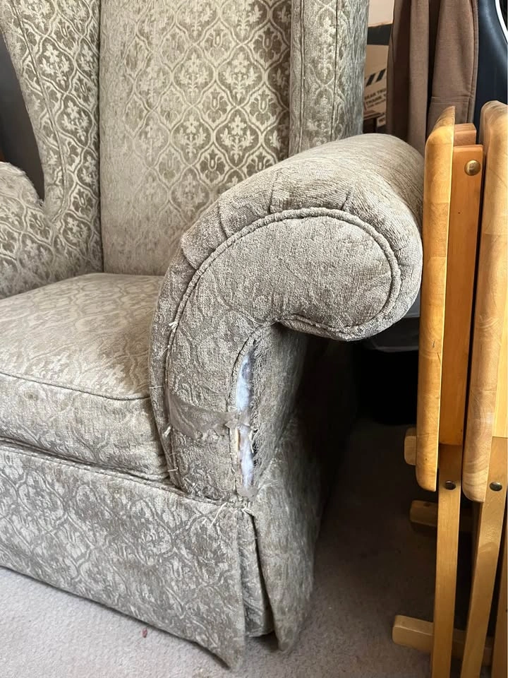 Vintage Schnadig patterned wingback armchair-Grandfather chair - photo 3