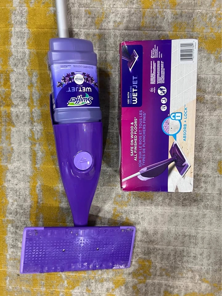 Swiffer WetJet Mop Starter Kit - photo 3