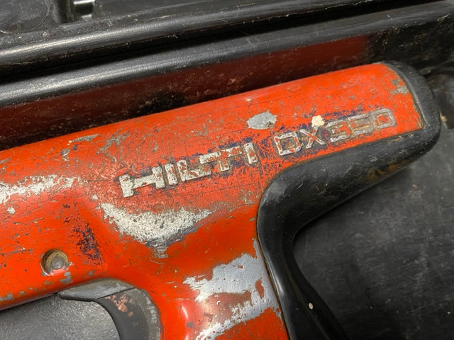 Hilti DX350 Ramset Tool - photo 2
