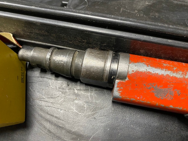 Hilti DX350 Ramset Tool - photo 3