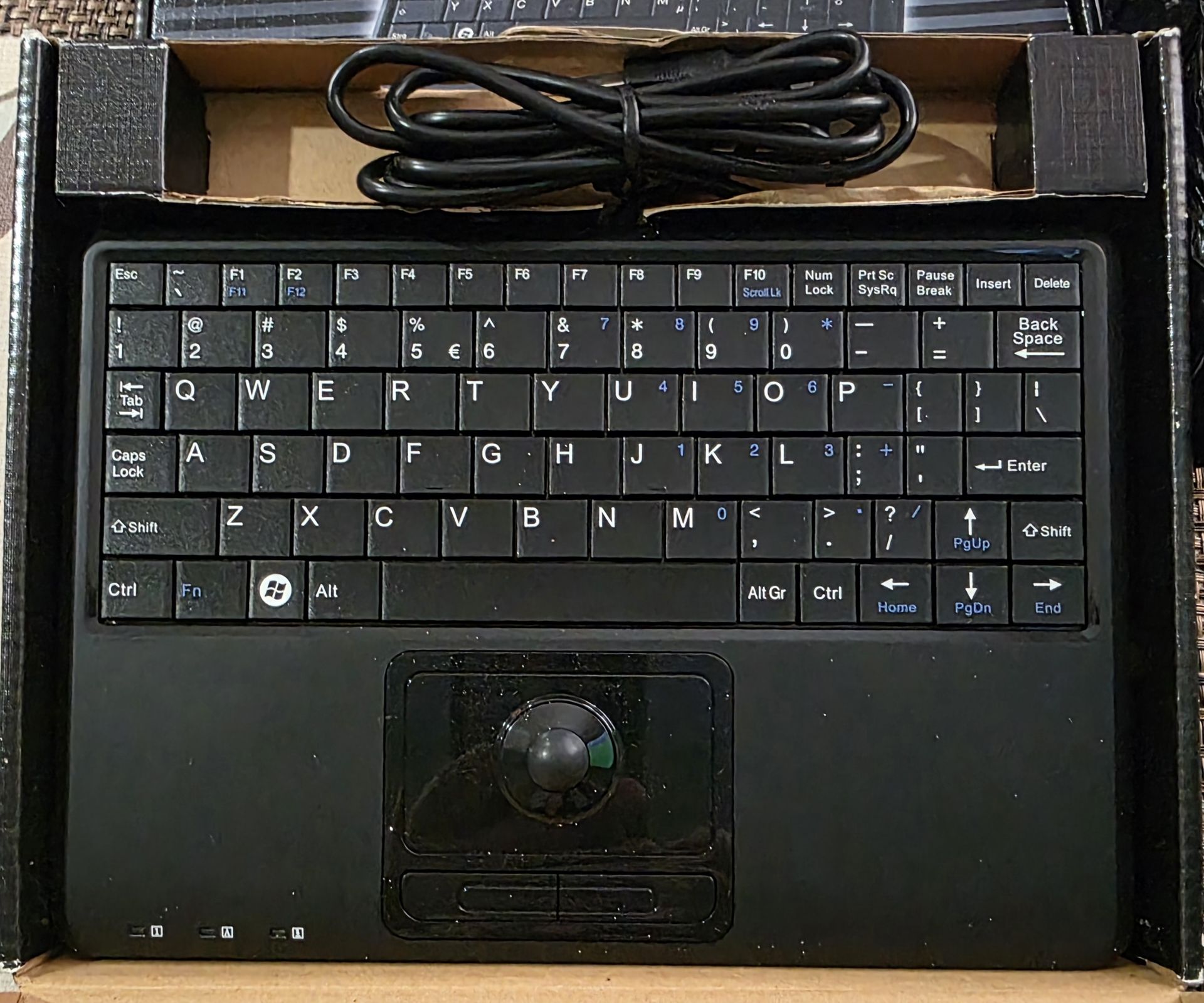 Perixx PERIBOARD-509H Wired USB Trackball Keyboard