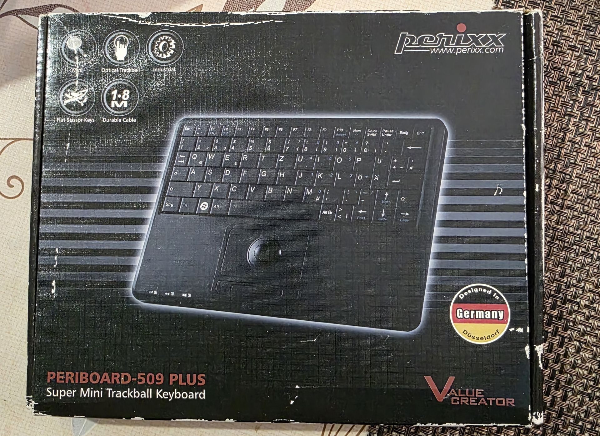 Perixx PERIBOARD-509H Wired USB Trackball Keyboard - photo 2