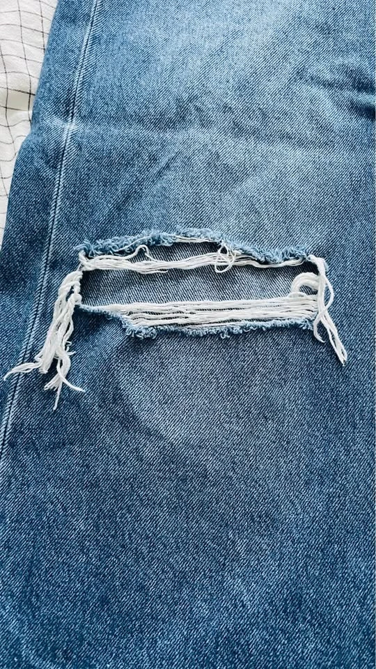 Levi’s Damaged Jeans for women - photo 4