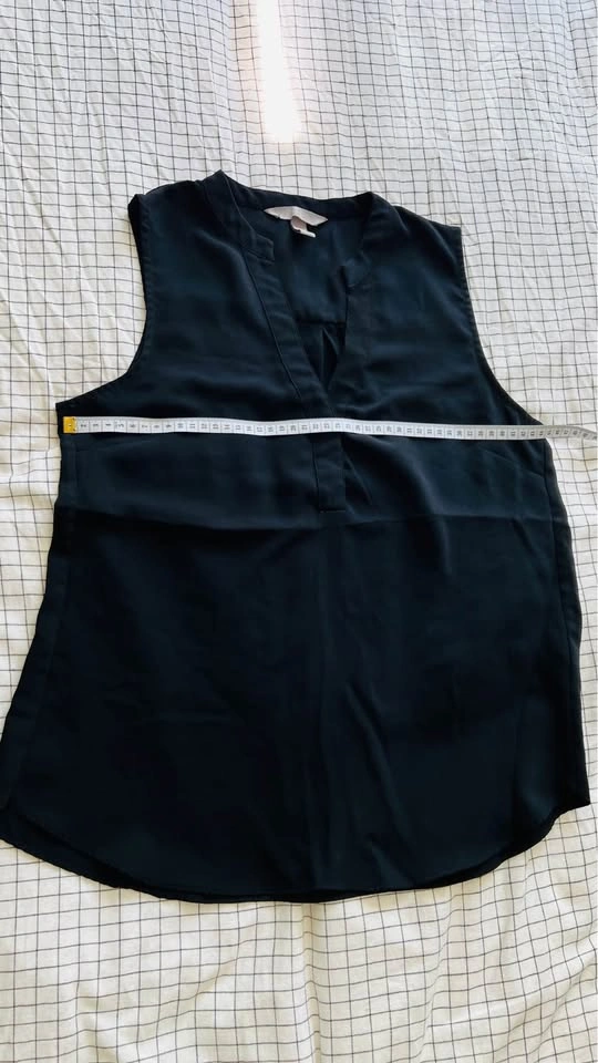 Women 3 tops + 1 dress SET - photo 4