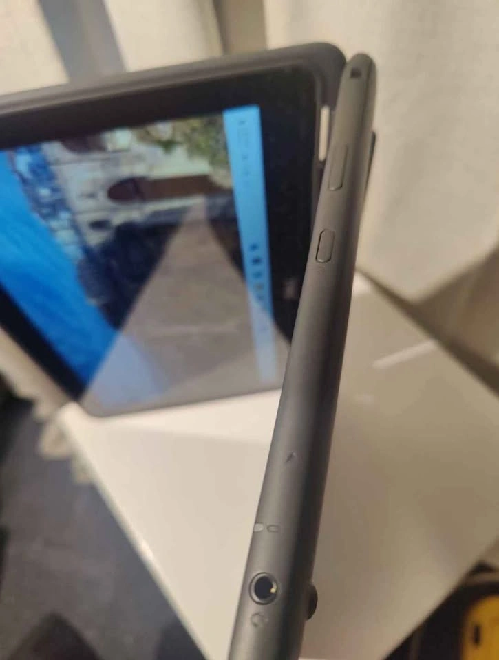 Dell Laptop Touchscreen 2in1 Windows 11 - photo 5