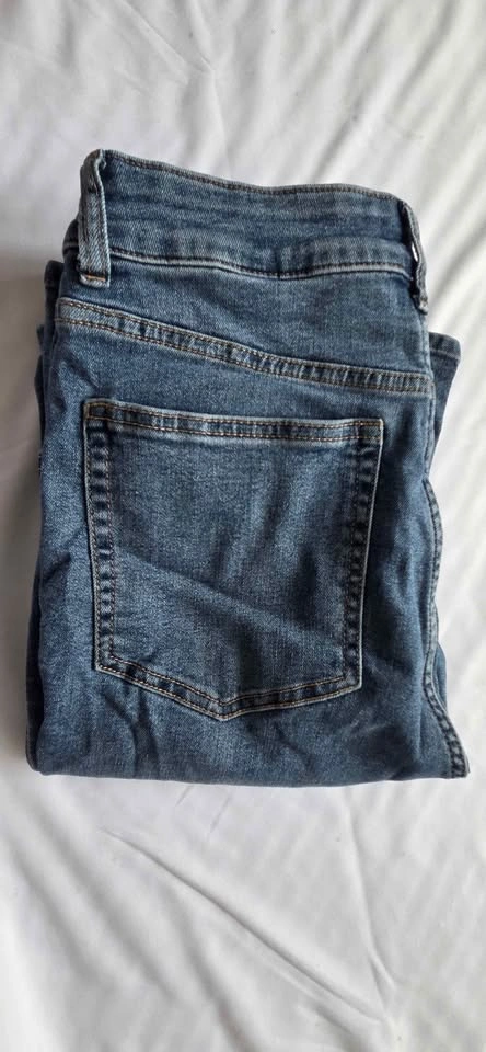H&M Blue Denim Jeans Size 8 - photo 2