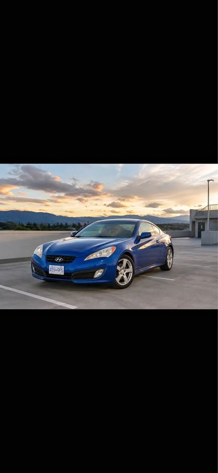 2010 Hyundai Genesis Coupe 2.0T Automatic