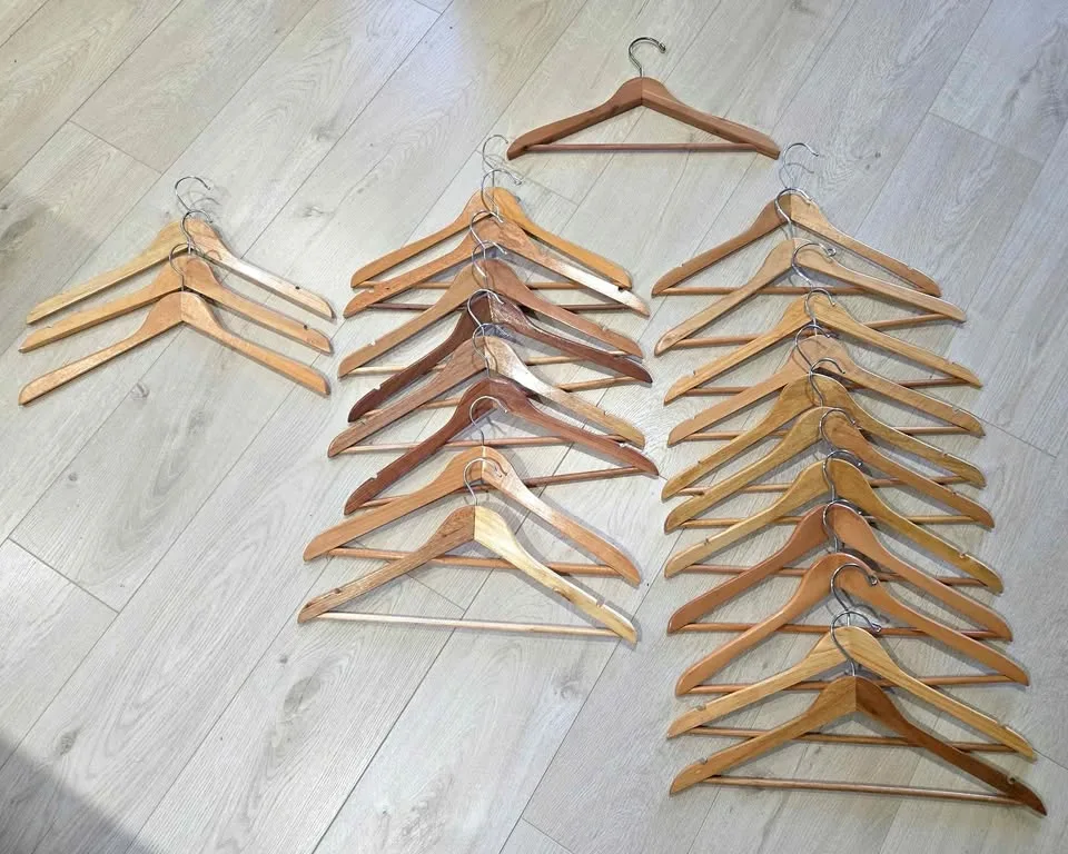Wooden Clothes hangers thumbnail