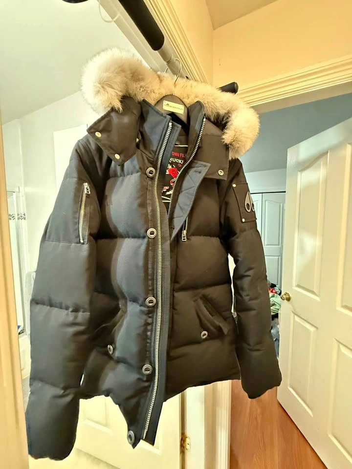 Moose Knuckles Black Down Parka Fur Hood Size S