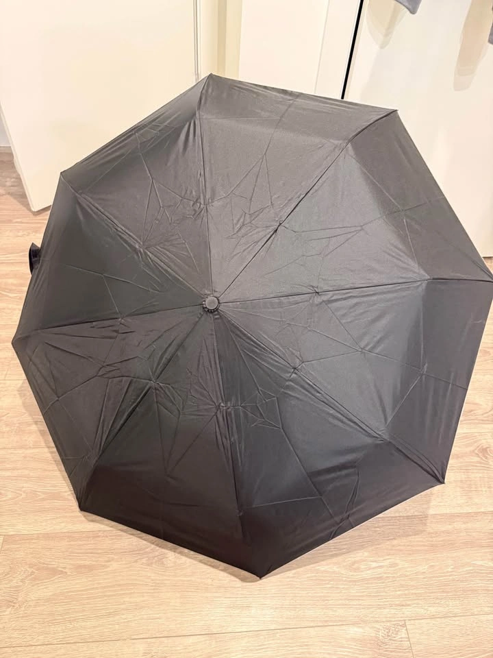 Black foldable umbrella - photo 2