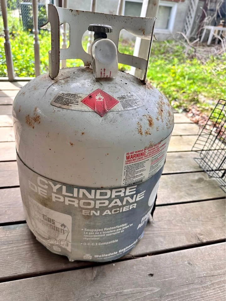 Propane Tank (20lb) - Perfect for Tank Exchange