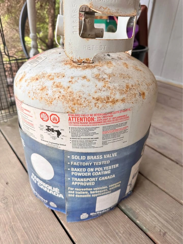 Propane Tank (20lb) - Perfect for Tank Exchange - photo 4