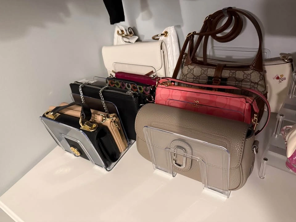 Acrylic Purse Storage - photo 3