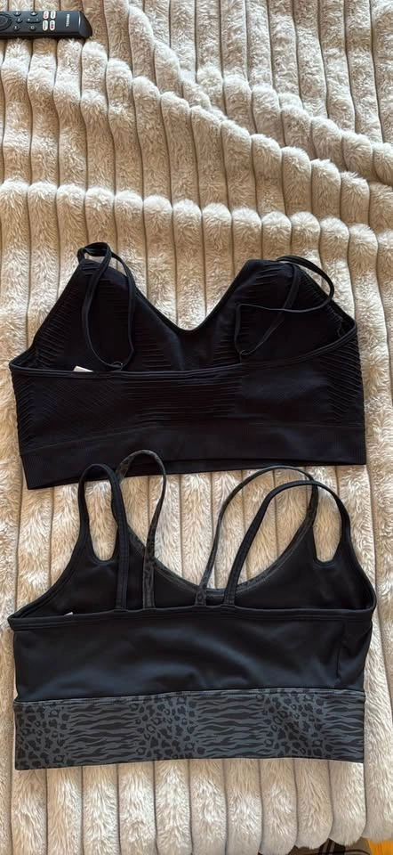 Sports Bras - 2 Pack (Reebok Cheetah & Black) - photo 2